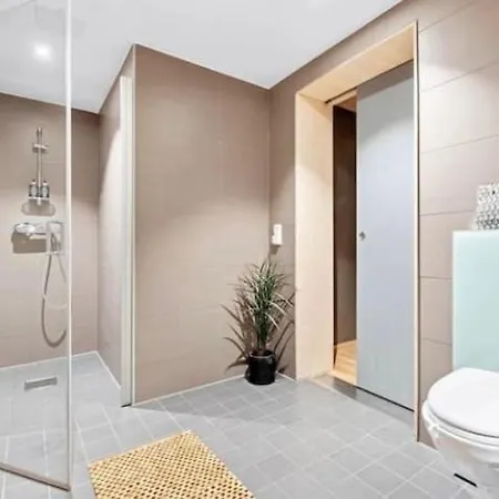Hanza Tower In Downtown Spa & Jacuzi & Sauna & Pool * شتشيتسين